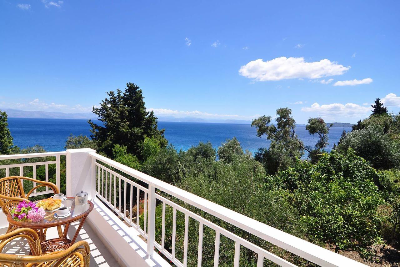 Veroniki Penthouse Deluxe Apartment Agios Ioannis Peristerion Dış mekan fotoğraf